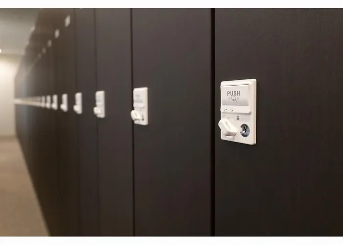 Capsule Hotel J Garden Shin-Osaka