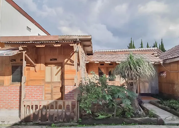 Family Guest House Lembang Redpartner