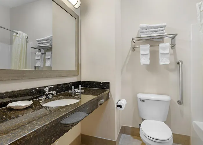 Best Western Plover-Stevens Point Hotel & Conference Center
