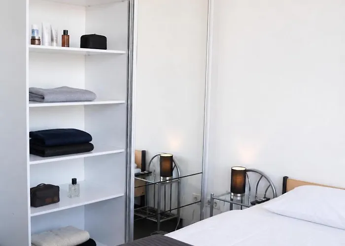 Arena Hostel&Monteurzimmer