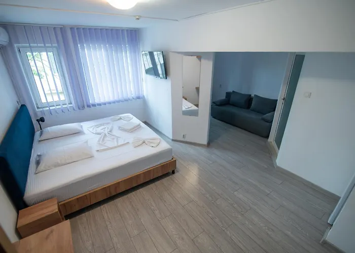 Hotel Proton