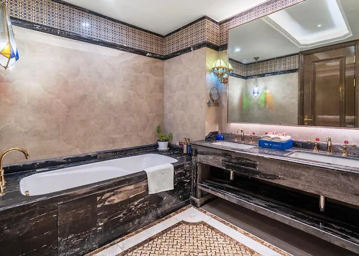丝路天山酒店伊宁店 Yining Silu Tianshan Hotel