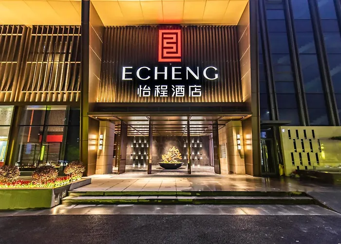 怡程酒店南宁东站华丰城爱琴海城市广场店