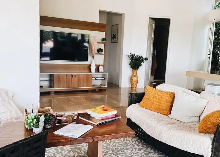 Aves Hotel Montezuma