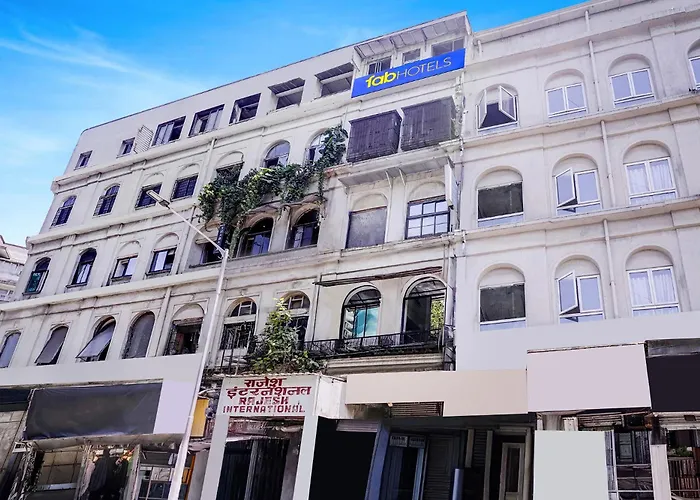 Fabhotel Blue Light Mumbai