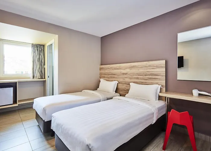 Ibis Budget Singapore Clove