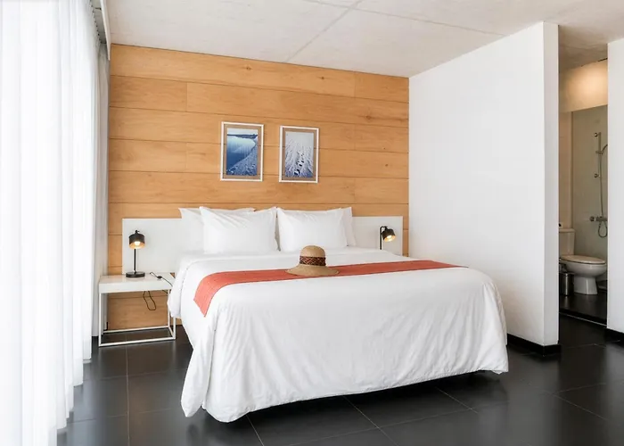 Costa Colonia - Riverside Boutique Hotel