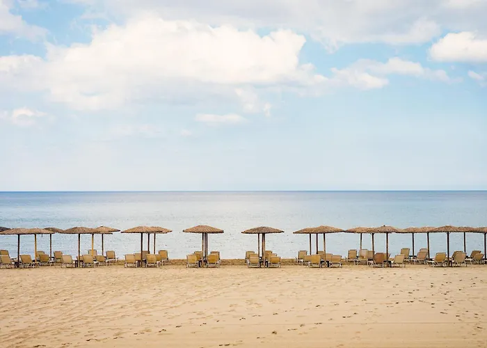 Kamari Beach Hotel