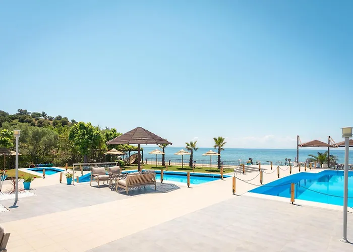 Kamari Beach Hotel