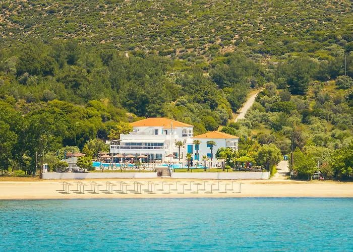 Kamari Beach Hotel