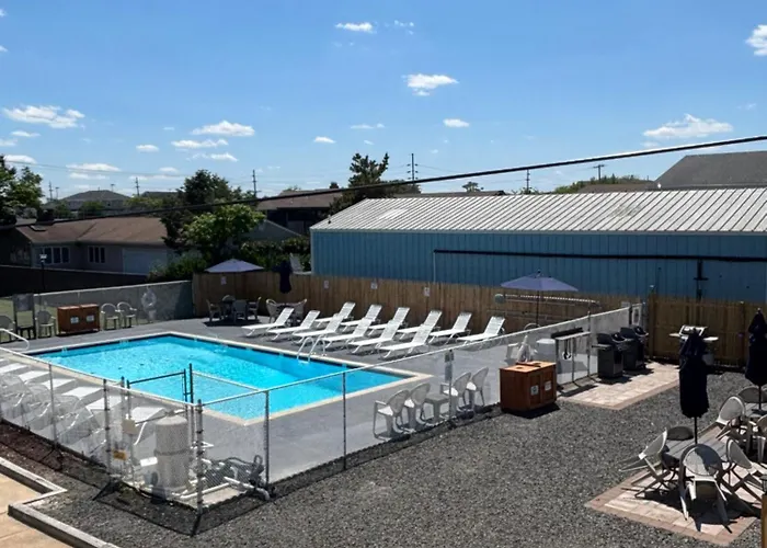 Shore Point Motel