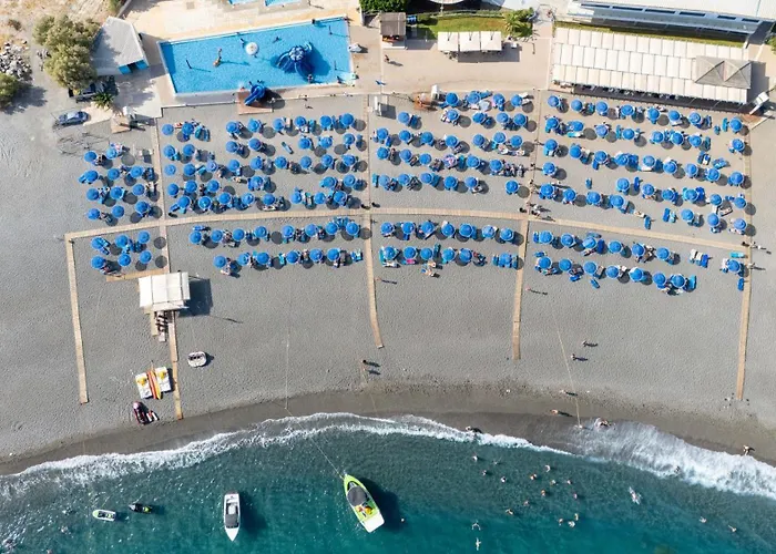 Mare Blue Hotel