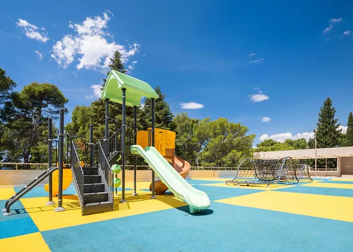 Alemaris Resort