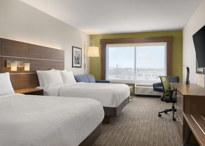 Holiday Inn Express & Suites - Aurora By Ihg