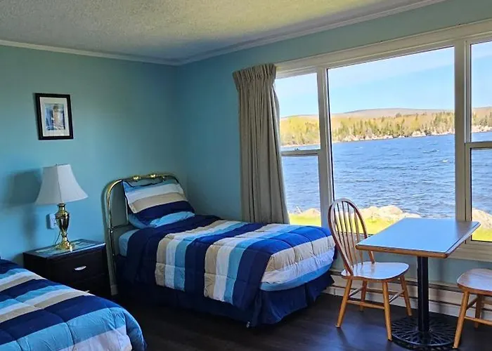 St Ann'S Motel & Cottage