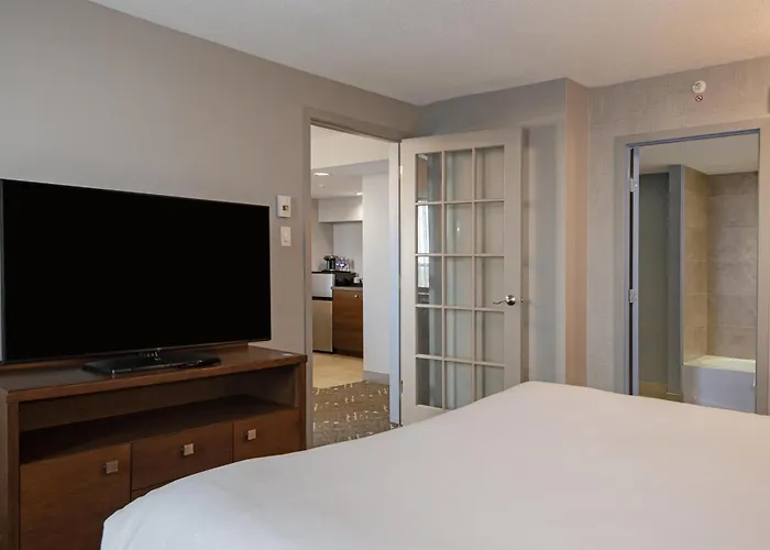 Doubletree By Hilton West Edmonton