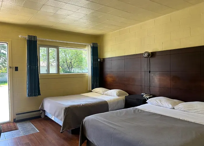 Motel R-100