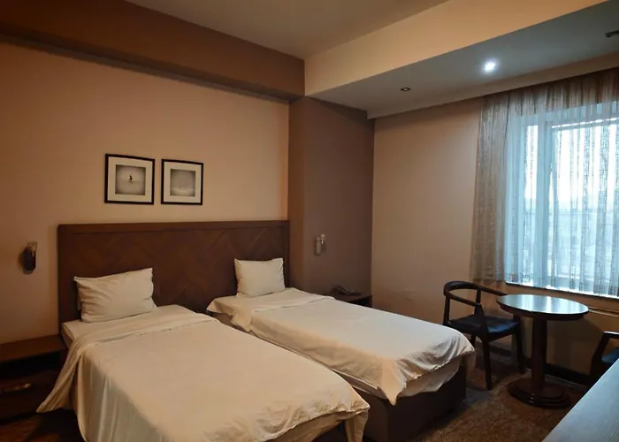 Hotel Emka