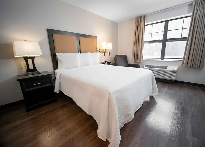 Extended Stay America Suites - Long Island - Bethpage