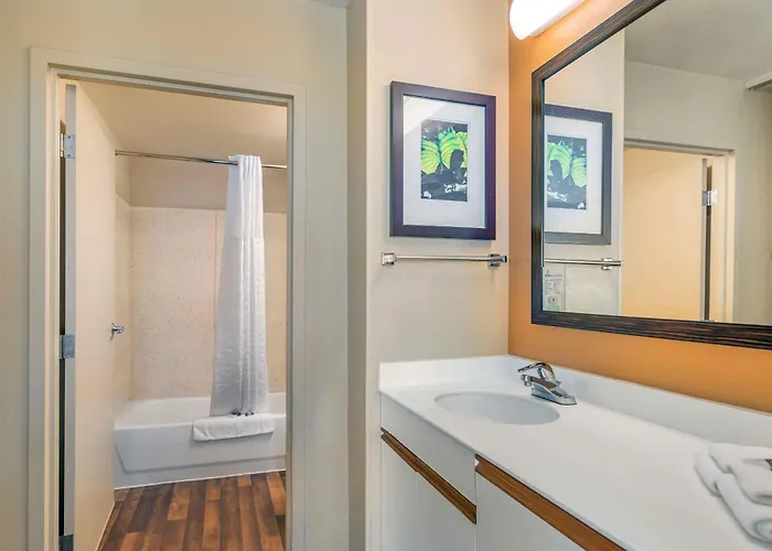 Extended Stay America Select Suites - Chicago - Lombard - Oakbrook