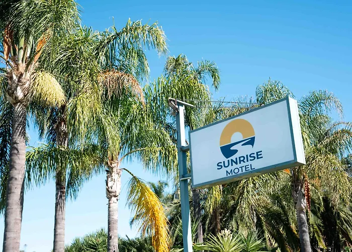 Sunrise Motel