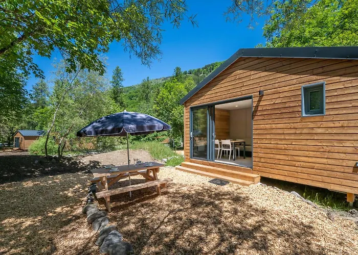 Hotel Et Camping O2 Orcieres Outdoor Area