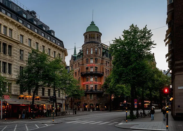 Crystal Plaza Hotel