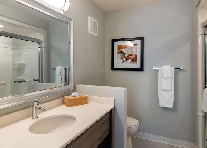Amsterdam Inn & Suites Fredericton, An Ascend Collection Hotel