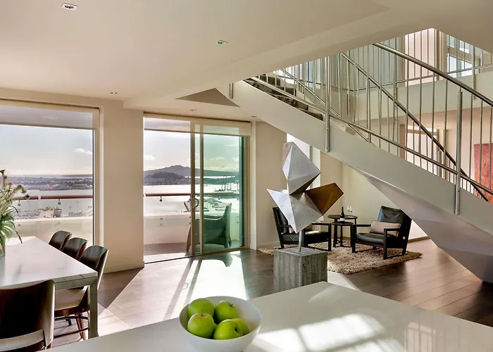 Pullman Auckland Hotel & Apartments