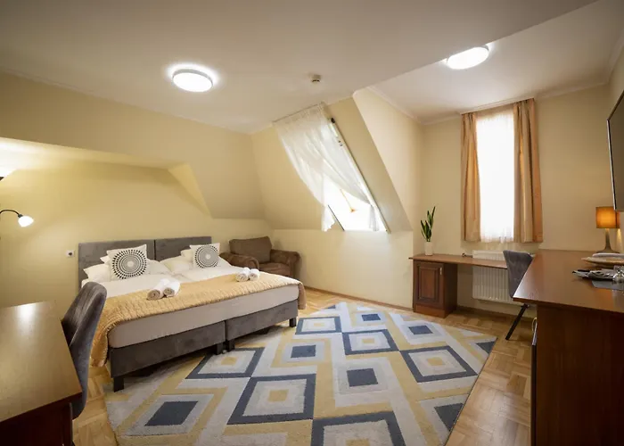 Dom Hotel
