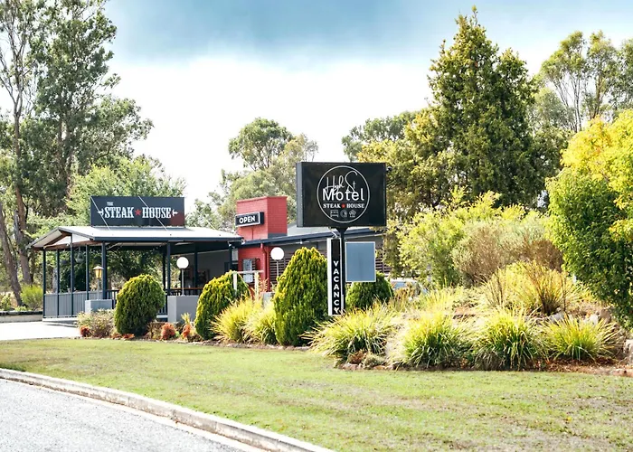High Street Motor Inn & Steakhouse
