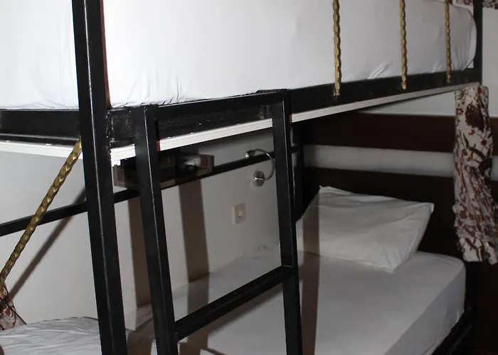Stanpoli Hostel