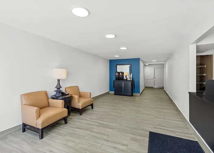 Suburban Studios Copley Akron West