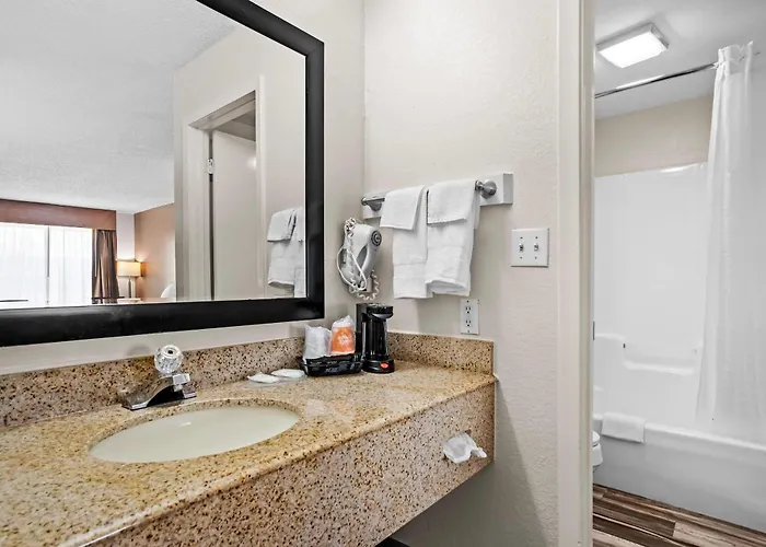 Quality Inn Louisville Ms