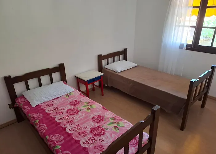 Hostel Ares do Mundo