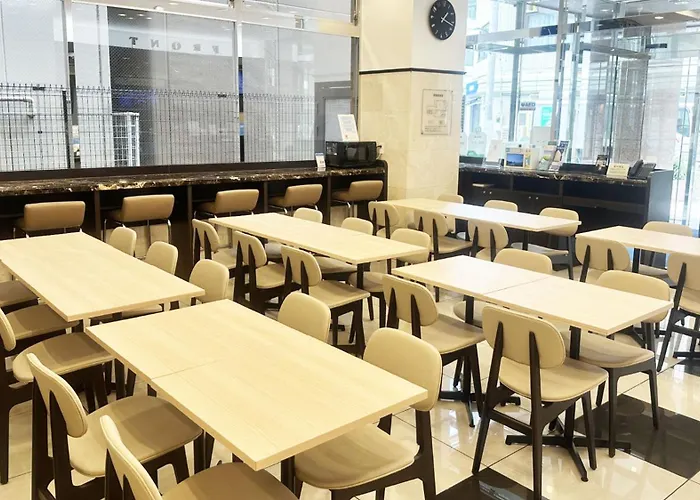 Toyoko Inn Tokyo Shinjuku Gyoemmae Eki 3 Ban Deguchi