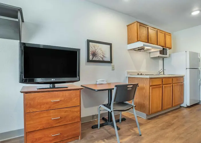 Extended Stay America Select Suites - Jackson - South
