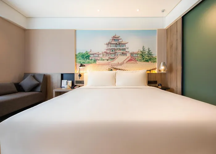 Atour Hotel Lanzhou Anning Zhonghai Plaza