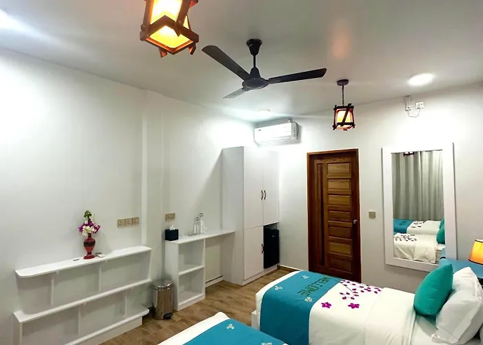 Island Luxury Dive Hotel - Fulhadhoo