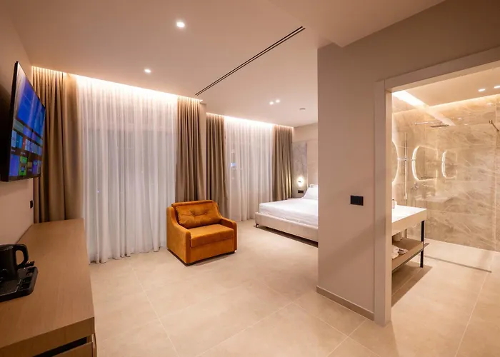 Nuna Hotel & Apartments
