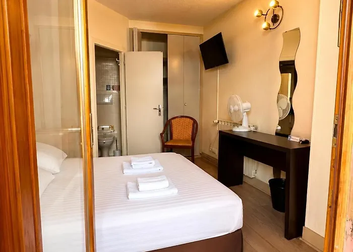 Hotel Des 4 Soleils