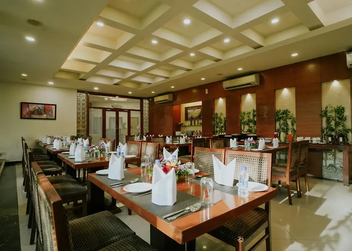 Hotel Phoenix Koregaon Park