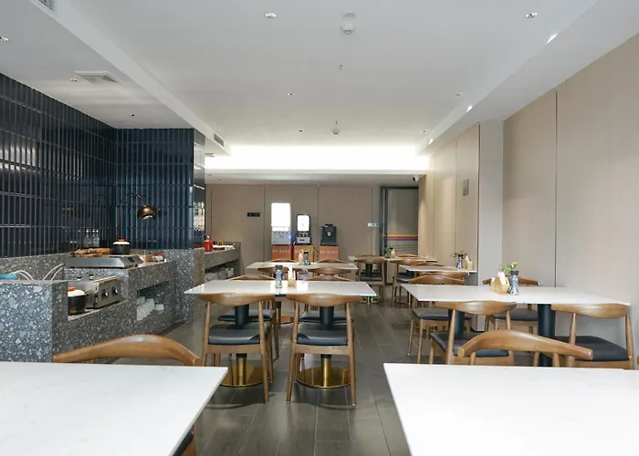 Paco Hotel Tianhe Coach Terminal Metro Satation Guangzhou
