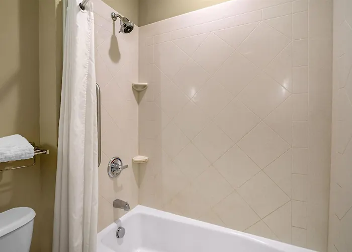 Best Western Plus Chalmette Hotel