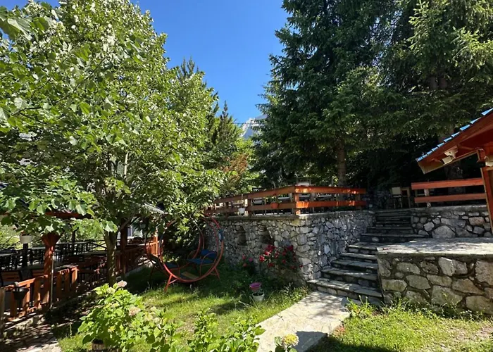 Natyra Balcony