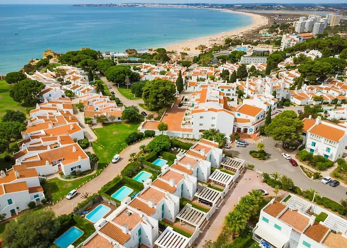 Sunny 5Br Villa @ Prainha Club