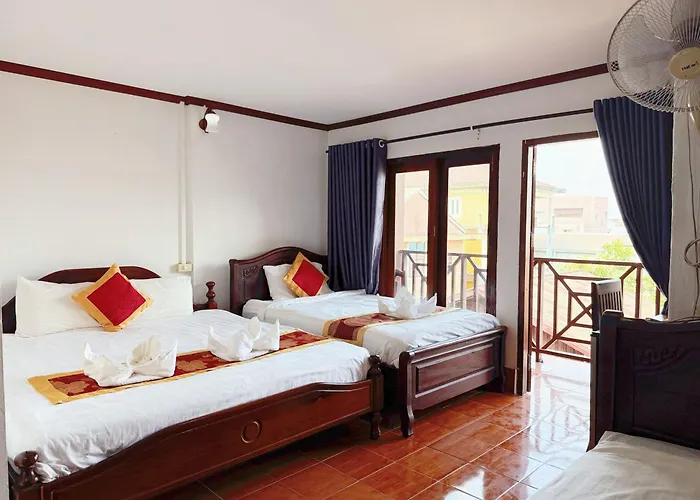 Vangvieng Sisavang Mountain View Hotel