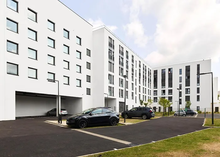 B&B Hotel Paris Clichy-Sous-Bois 3 Etoiles