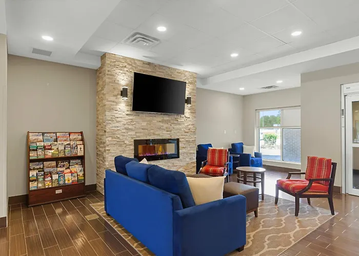 Comfort Inn & Suites