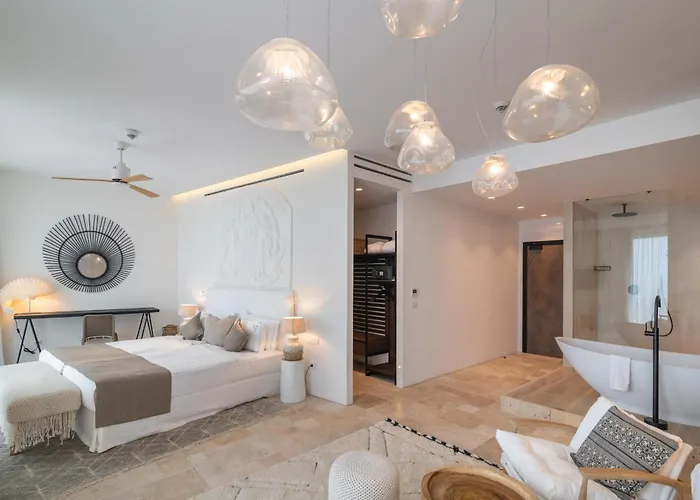 Villa Chinka By Astor Garden Hotel - Adults Only